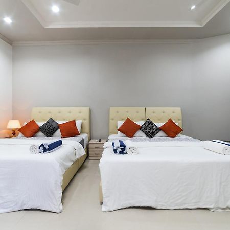 Starry Night At Ukulhas Hotell Exteriör bild