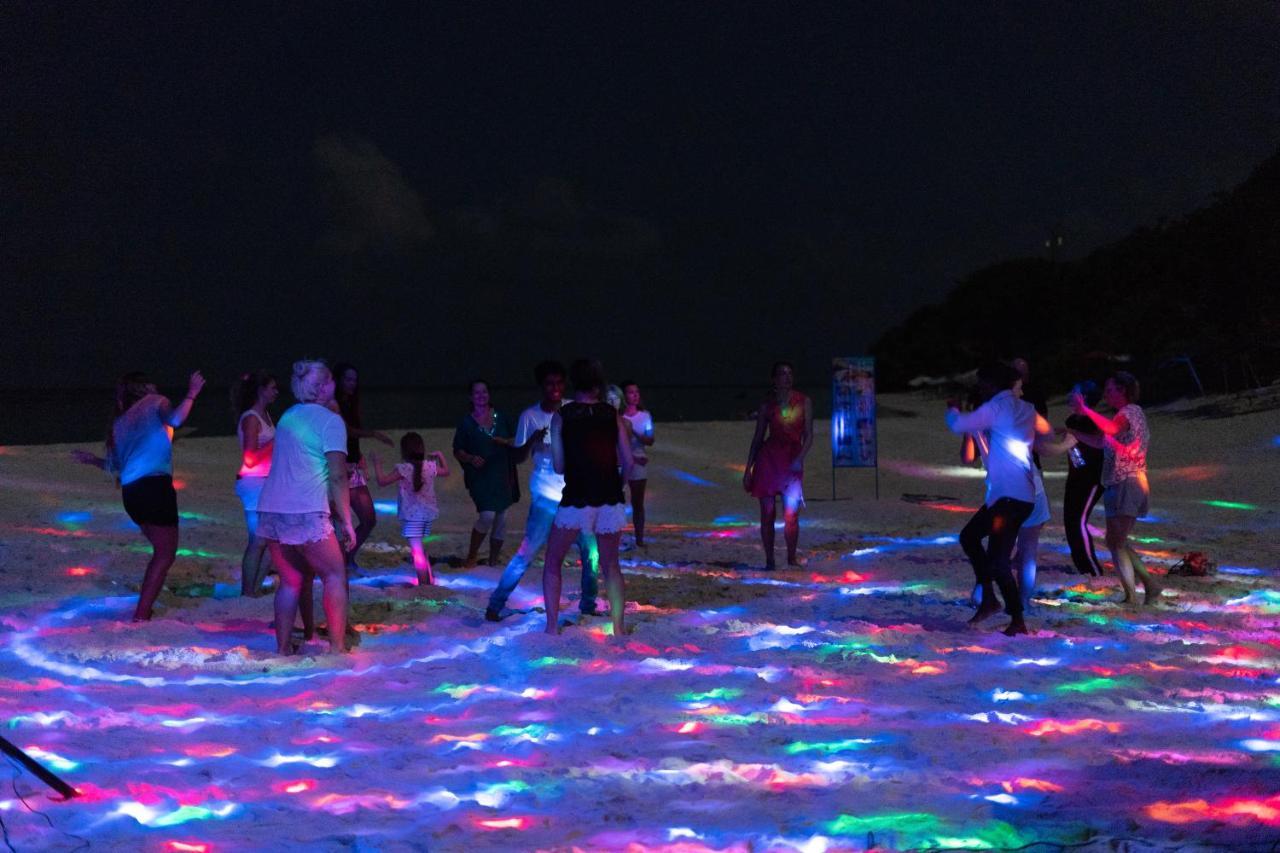 Starry Night At Ukulhas Hotell Exteriör bild