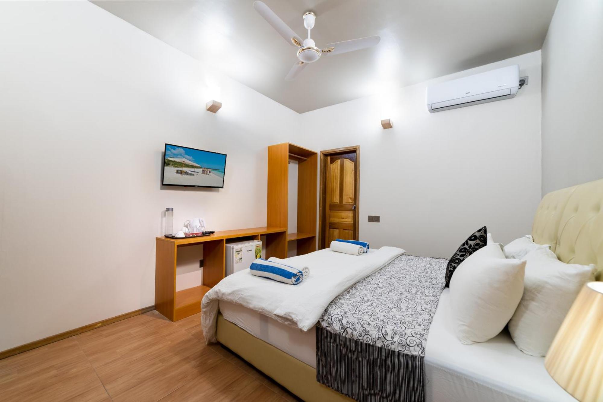Starry Night At Ukulhas Hotell Exteriör bild