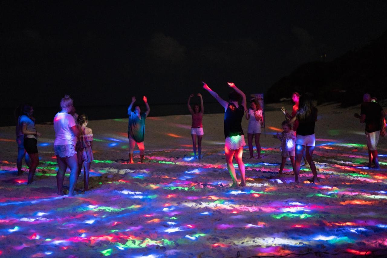 Starry Night At Ukulhas Hotell Exteriör bild