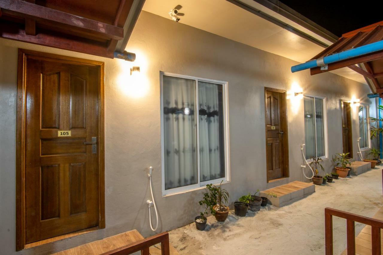 Starry Night At Ukulhas Hotell Exteriör bild