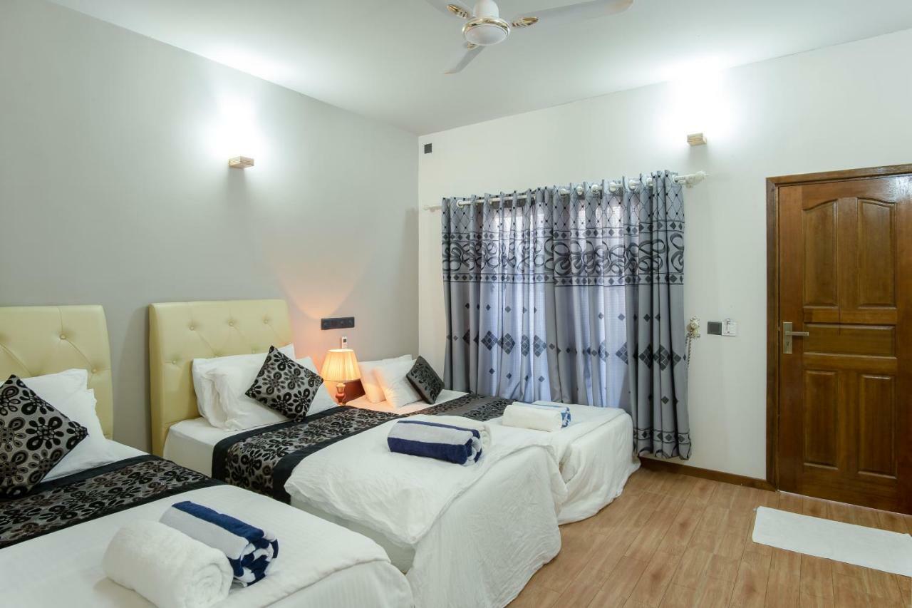 Starry Night At Ukulhas Hotell Exteriör bild